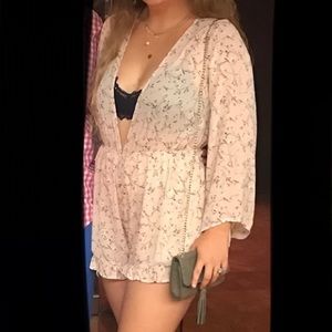 Floral deep v long sleeve and shorts romper